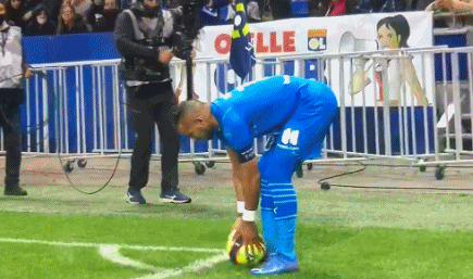 【2025中超总结之大连英博】打造亚洲第一主场（【2025中超盘点·大连英博】锻造亚洲顶级主场）