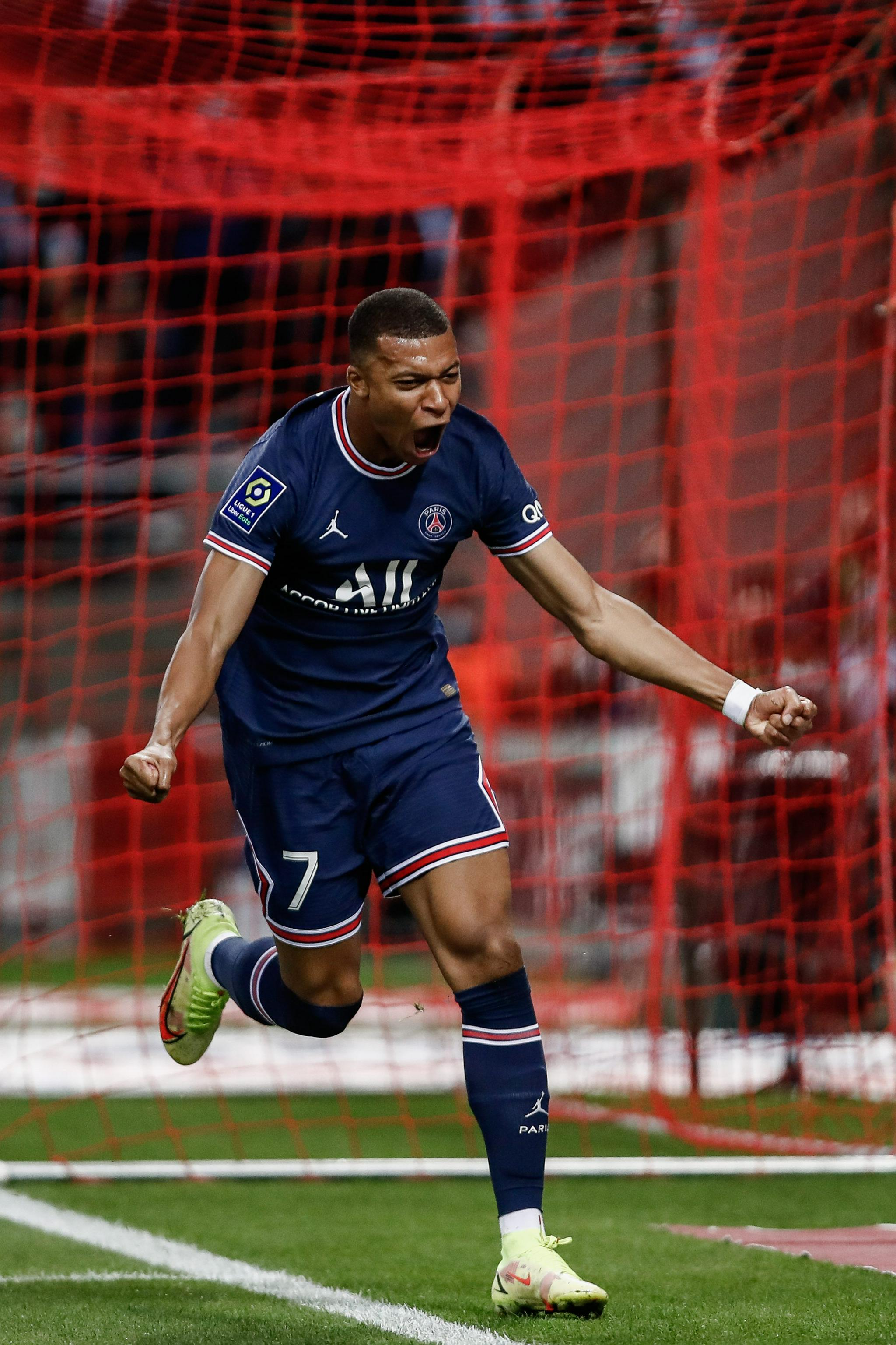 已经缺阵超过500天，意媒：尤文可能和米利克提前解约（意媒：因缺阵逾500天，尤文或提前解除与米利克的合同）