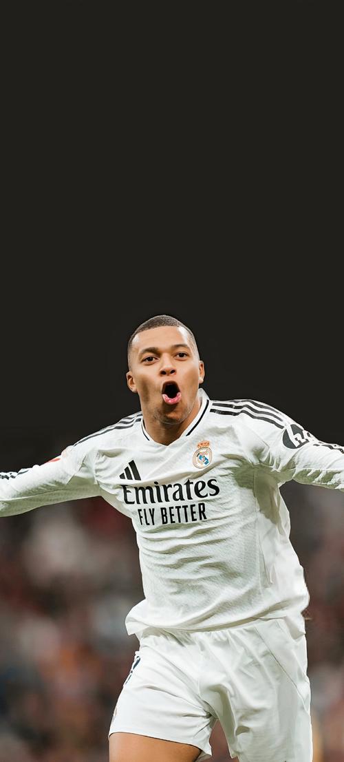 高效发挥！亚历山大半场6中5拿到17分3篮板3助攻（手感火热！亚历山大半场6投5中砍下17分3篮板3助攻）