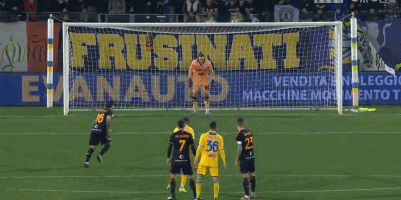 焉能不败！英格拉姆13中3仅拿7分，赛季首次得分未上双