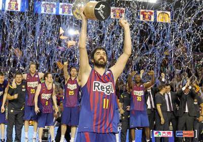 维埃里：现在拿皮奥和其他人比较毫无意义，应该让他安心踢球（维埃里：别再把皮奥和别人对比了，让他安心踢球吧）