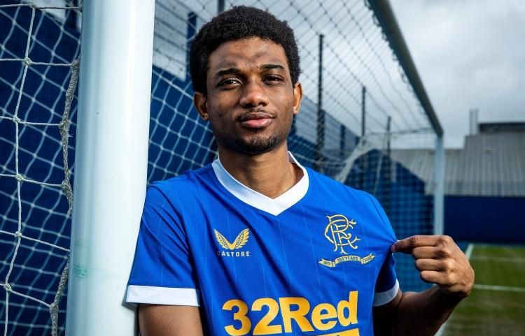 伯纳乌的嘘声？贝林厄姆：我理解，球迷花了很多钱来看比赛（贝林厄姆谈伯纳乌嘘声：理解球迷，他们花了很多钱来看球）