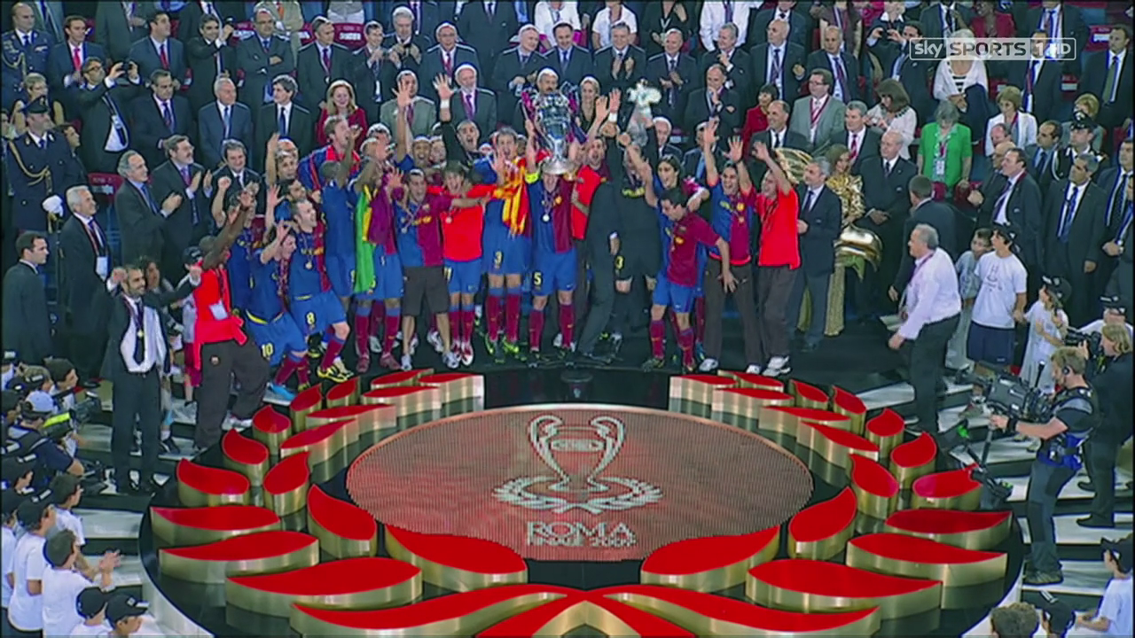 足球周刊：刘若钒曾想回成都却被徐正源拒绝，后获里卡多、穆斯卡特赏识（足球周刊：刘若钒曾欲回蓉遭徐正源否决，后获里卡多与穆斯卡特青睐）