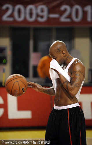 马丁内斯：C罗被罚下主要因为他太有激情；我们必须自我批评（马丁内斯称C罗染红因过于激动，球队必须进行自我反省）